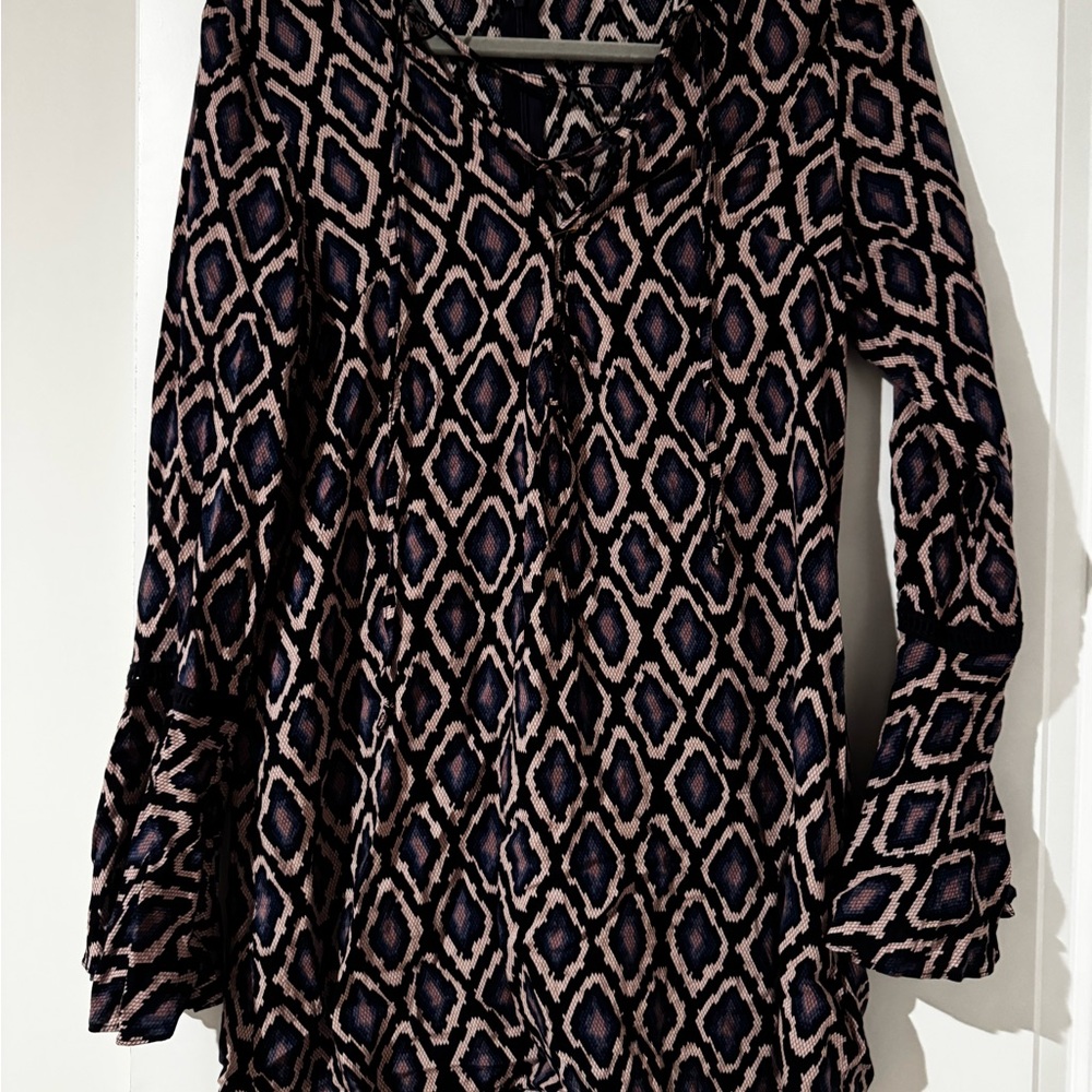 Geometric Patterned Women's Top